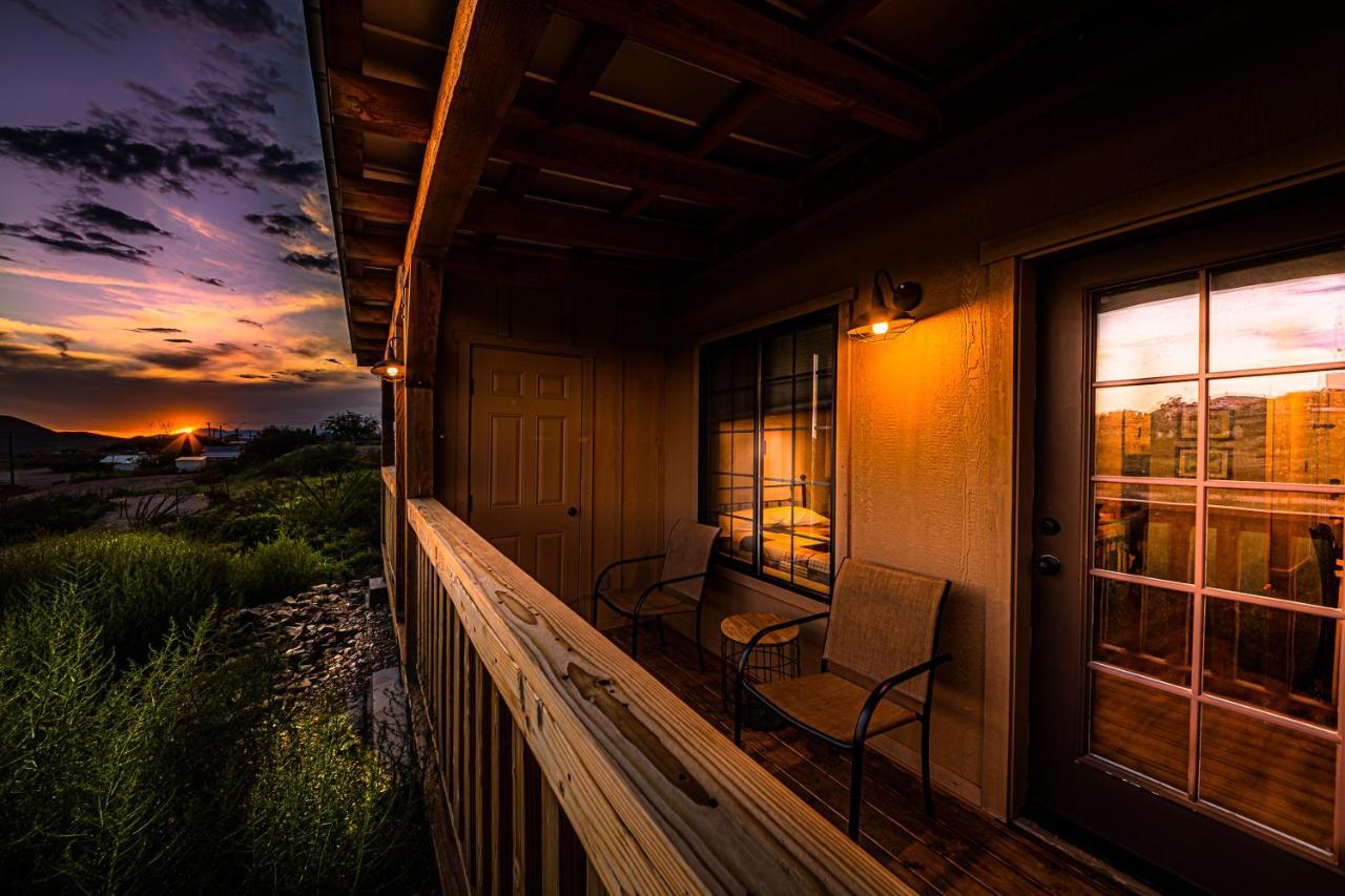 -Pet Friendly- Miners Cabin #6 - King Bed With Private Balcony Тумстоун Екстер'єр фото