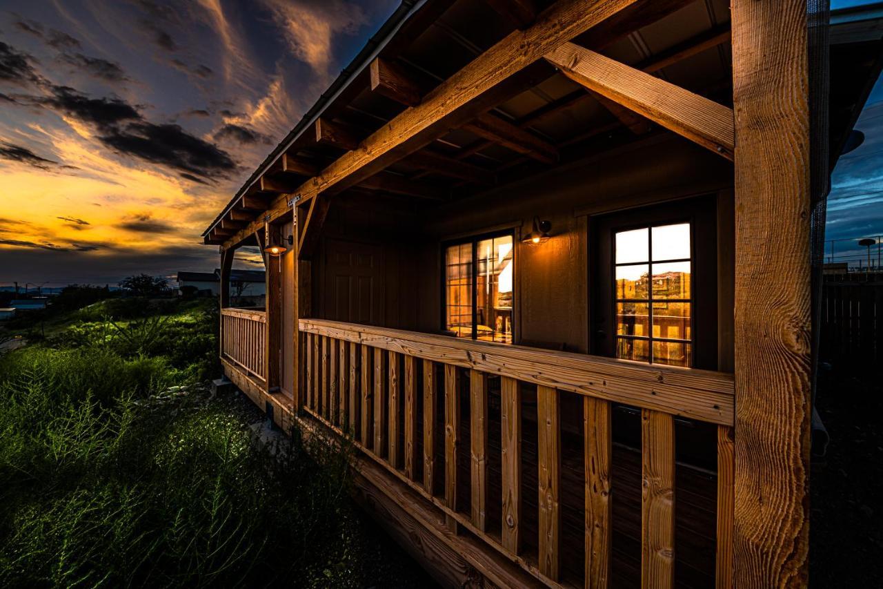 -Pet Friendly- Miners Cabin #6 - King Bed With Private Balcony Тумстоун Екстер'єр фото